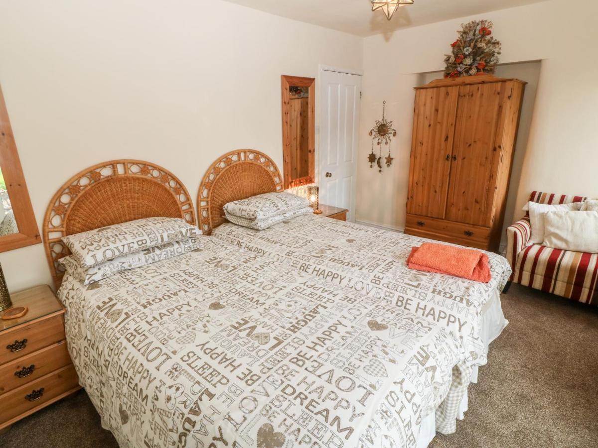 Beacon Cottage Cemaes Bay Ngoại thất bức ảnh