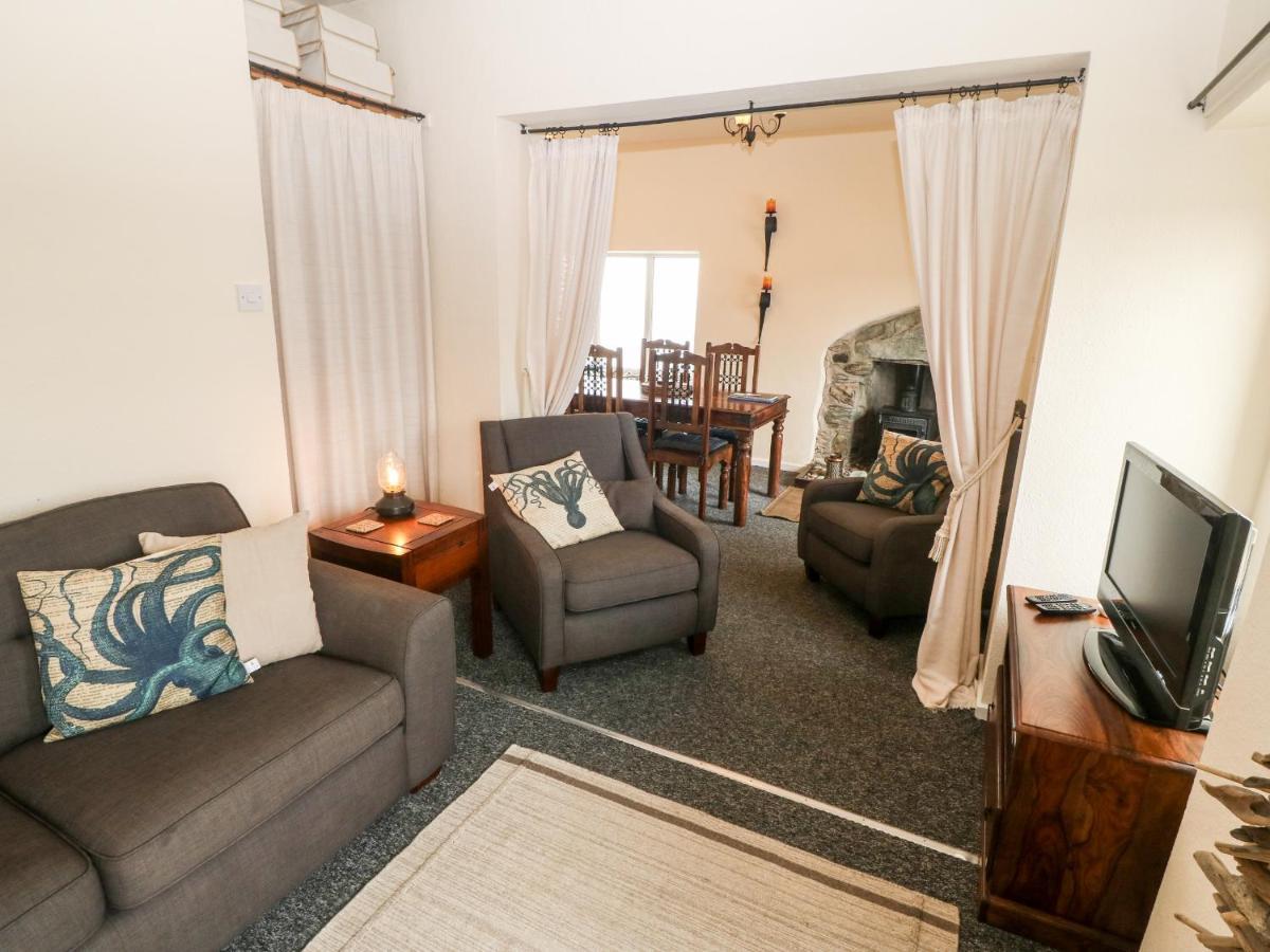 Beacon Cottage Cemaes Bay Ngoại thất bức ảnh